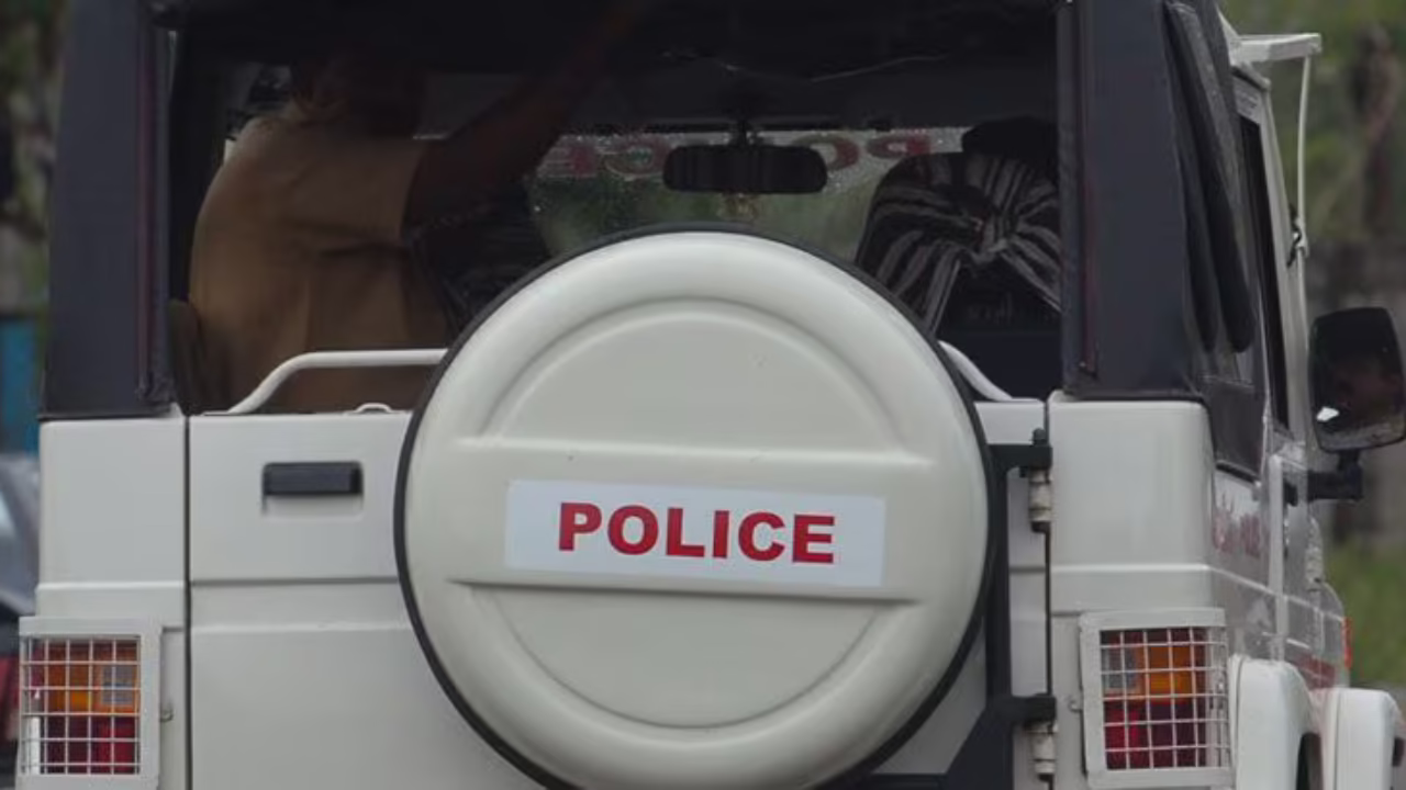 Police-Jeep-1