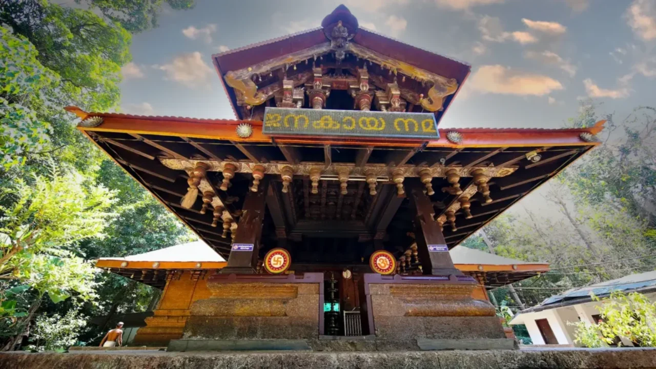 akkare-kottiyoor-siva-temple